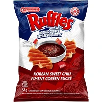 Ruffles Double Crunch Korean Sweet Chili Flavoured Potato Chips, 58 g.