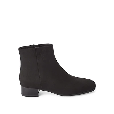 Time and Tru Women's Low Booties, Wide Width Sizes 6-10