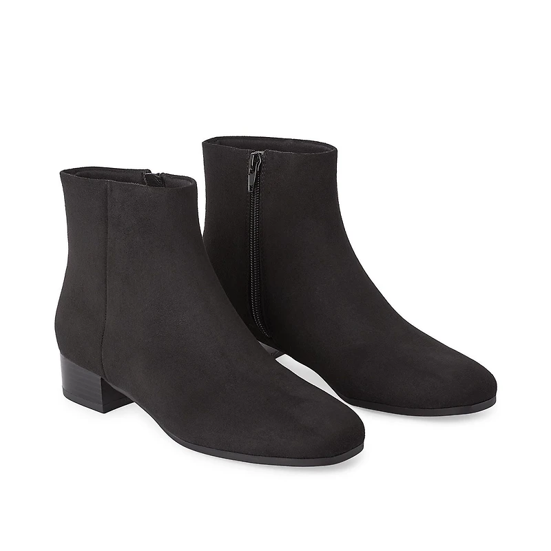Time and Tru Women's Low Booties, Wide Width Sizes 6-10