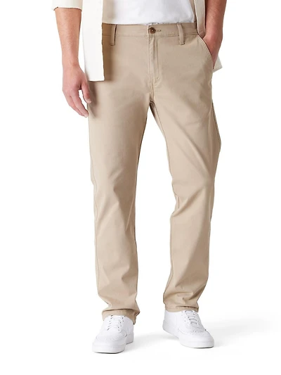 Levi Strauss Signature™ Men's Essential Straight Chinos