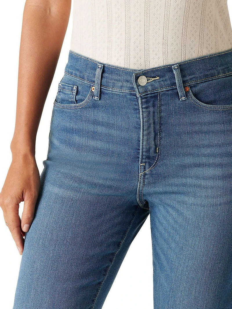 Levi Strauss Signature™ Women's Mid Rise Straight Jeans