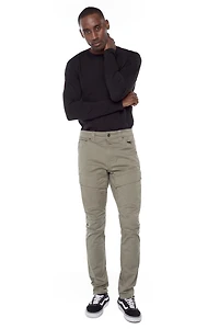 Jeaniologie ™  Men’s Cargo Pant With Knee Detailing - Olive