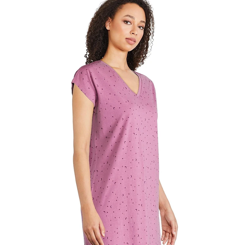 George Women's V-Neckline Nightshirt