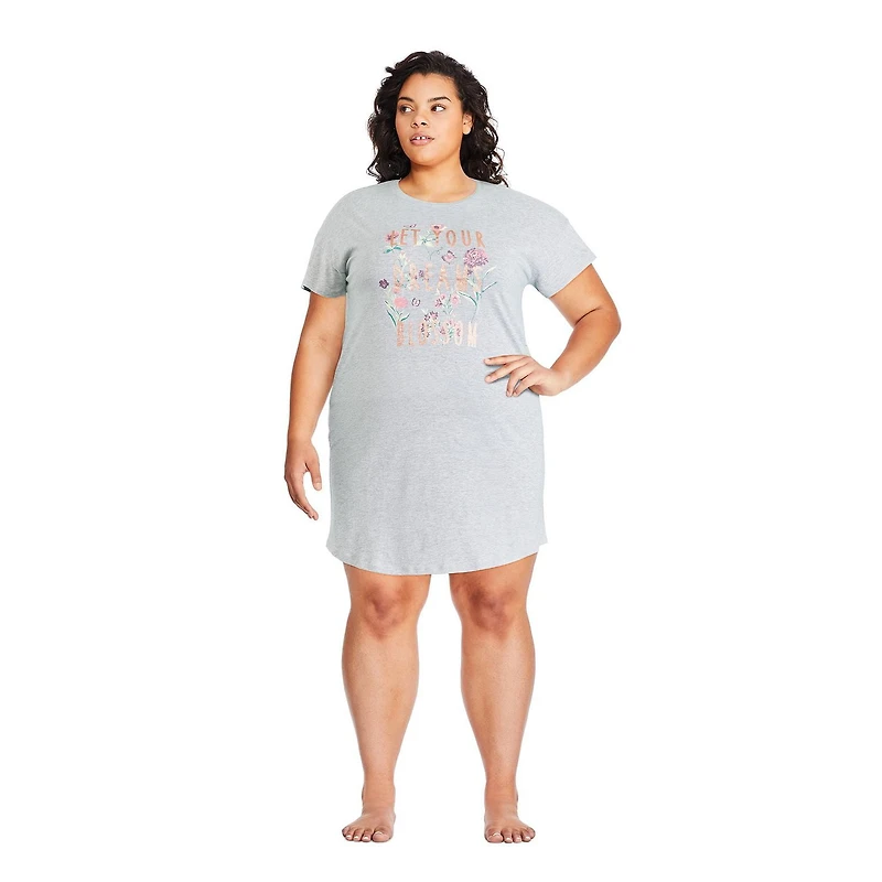 Chemise de nuit à encolure ras du cou George Plus pour femmes