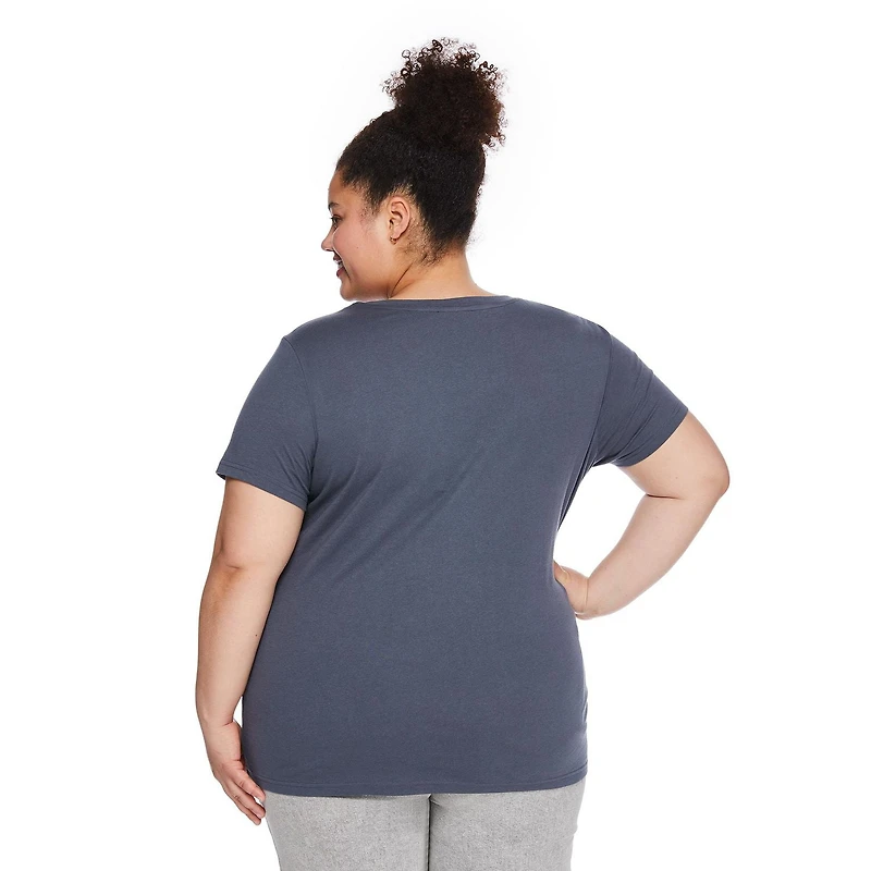 The Pink Closet Women's Plus Crew Neckline Tee