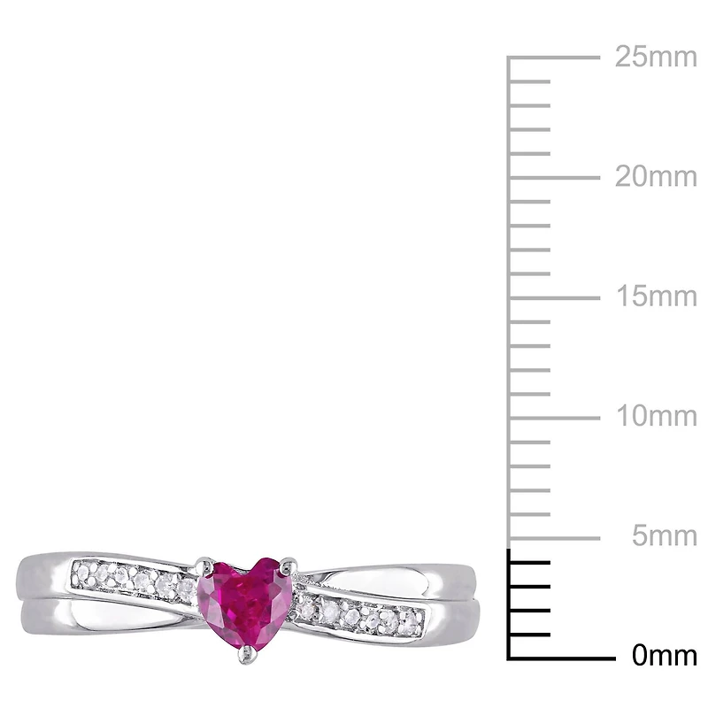 Bague de forme cœur Tangelo avec rubis synthétique 0,33 CT PBT et accents de diamants en argent sterling