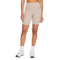 Short Athletic Works pour femmes Tailles TP–TTG
