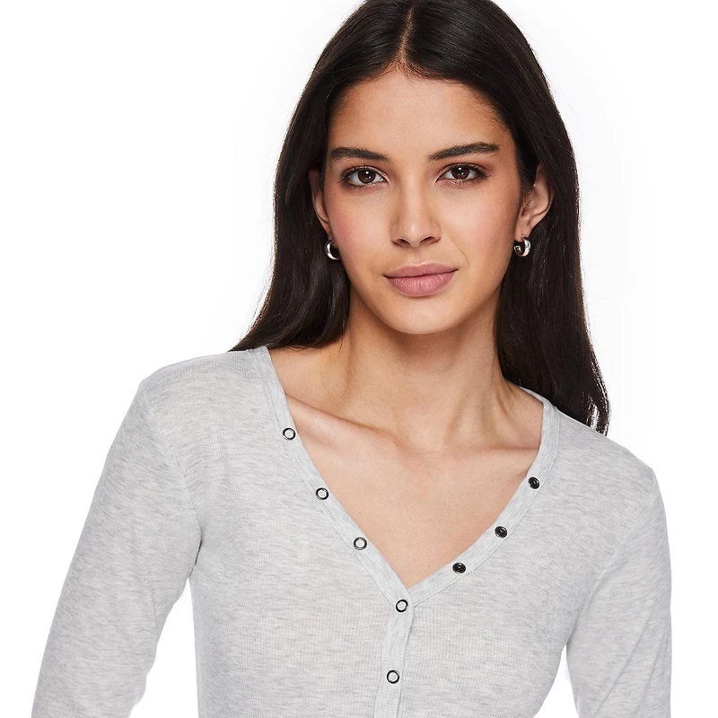 No Boundaries Women's Long Sleeve Henley Top
