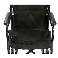 Fauteuil de transport léger en noir avec siège de 17 po de Drive Medical