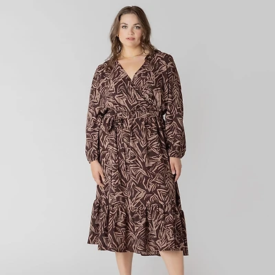 Devoted Women's Plus Long sleeve midi dress with feminine floral print