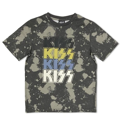 KISS Boy's basic tee shirt. This boys crew neck tee shirt has short sleeves and a trendy print and