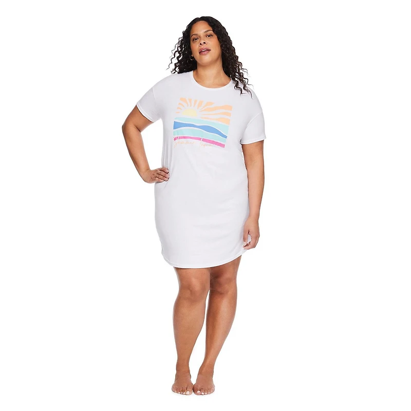 Chemise de nuit à encolure ras du cou George Plus pour femmes