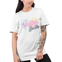 Tee shirt femme. Ce t-shirt à manches courtes et col rond pour femme peut facilement être porté avec votre jean ou votre bas préféré et