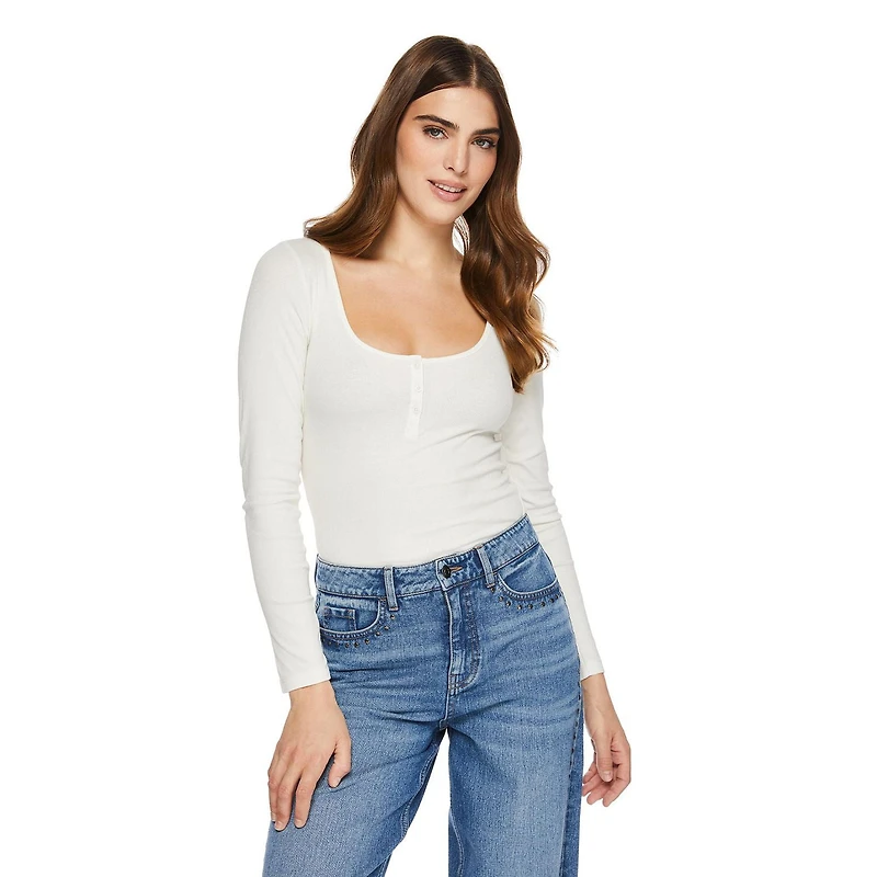 T-shirt à encolure dégagée henley George pour femmes