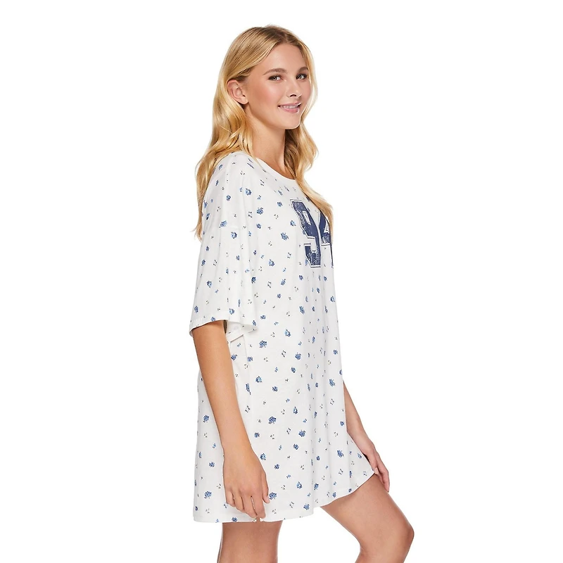 Chemise de nuit No Boundaries pour femmes Tailles TP–TTG