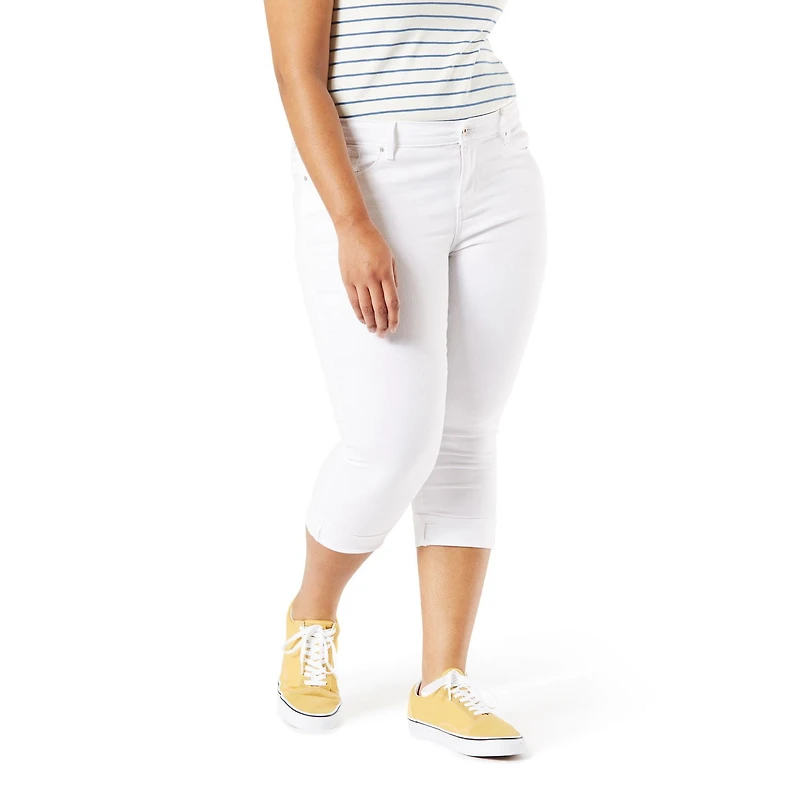 Levi Strauss Signature™ Women's Mid Rise Capris (Online only), Available sizes: 2 - 28