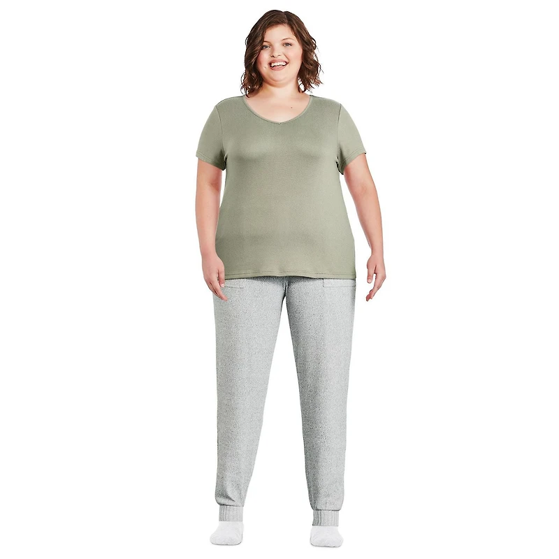 T-shirt de nuit à manches courtes avec encolure en V George Plus pour femmes
