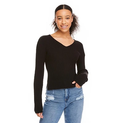 No Boundaries Women's V-Neckline Sweater