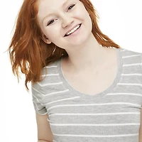 T-shirt imprimé à manches courtes avec encolure en V Paisley Sky Maternité