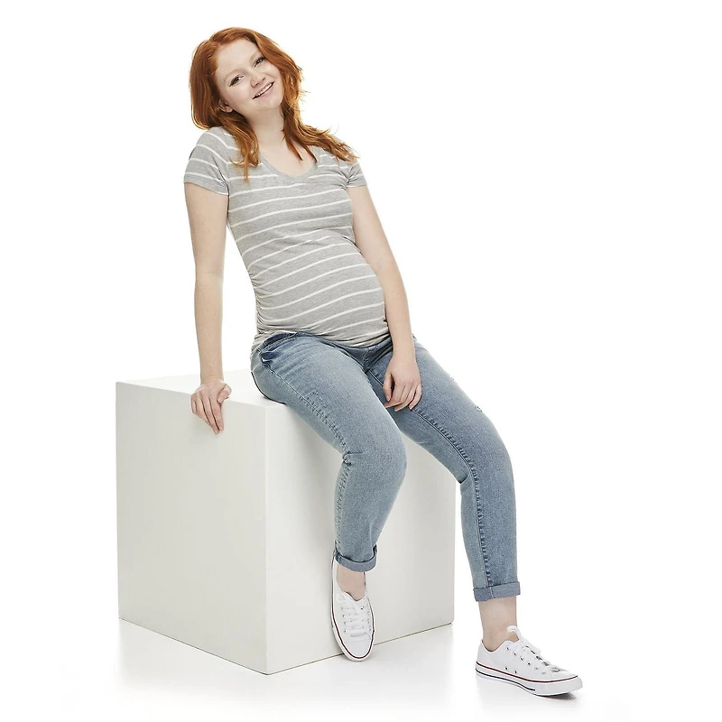 T-shirt imprimé à manches courtes avec encolure en V Paisley Sky Maternité