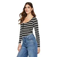 T-shirt à encolure dégagée henley George pour femmes Tailles TP–TTG