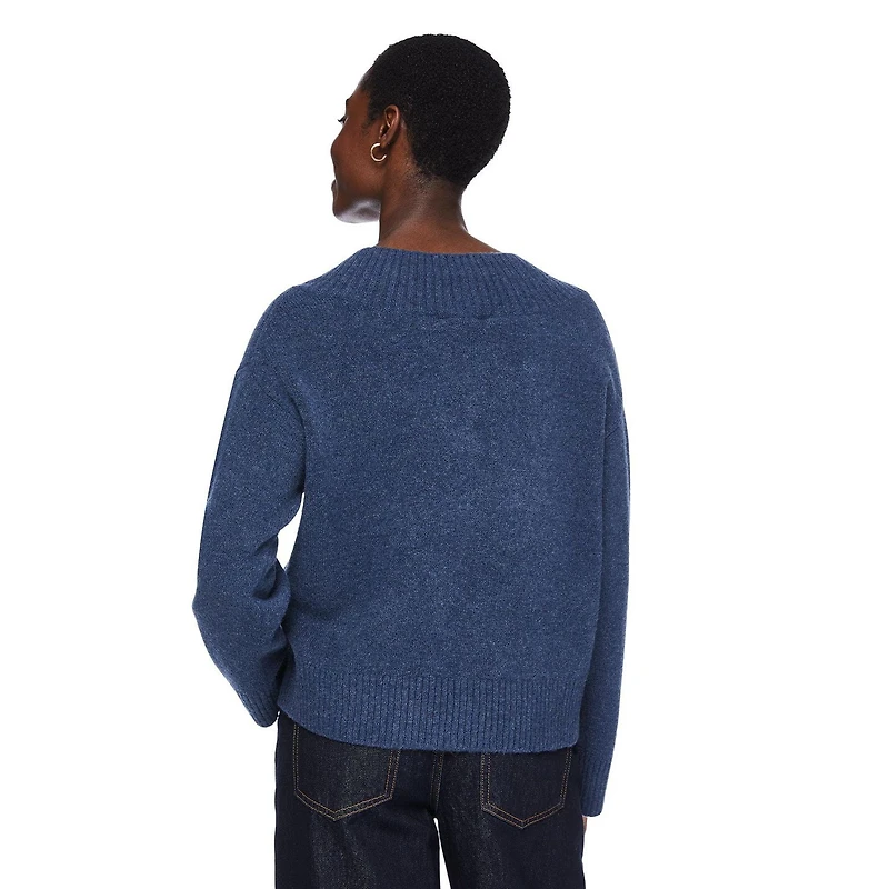 George Women's V-Neckline Sweater