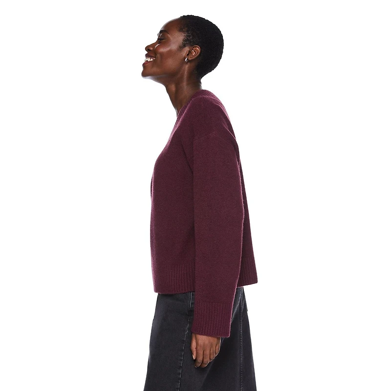 George Women's V-Neckline Sweater