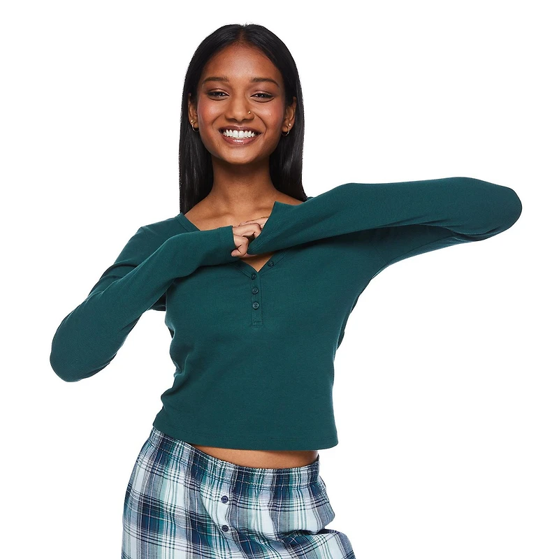 T-shirt de nuit à encolure Henley No Boundaries pour femmes