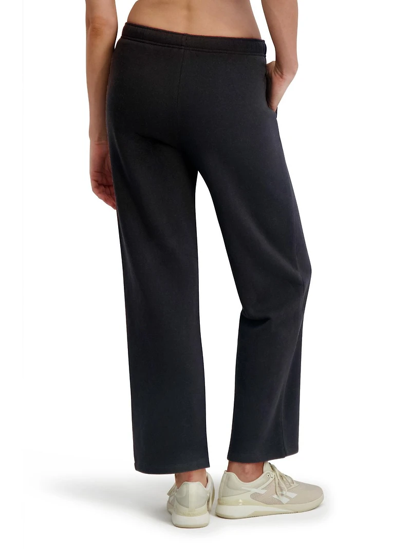 Reebok Women's Weekender Straight Leg Sweatpant
