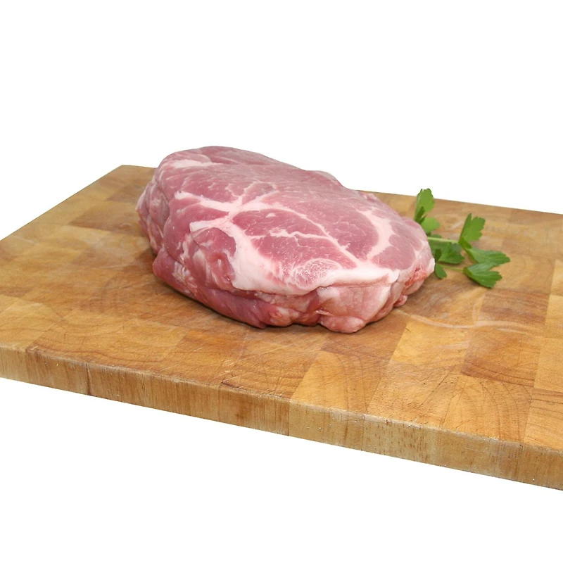 Rôti dépaule de porc désossé frais Maple Leaf, 1 rôti, 0.75 - 1.35 KG