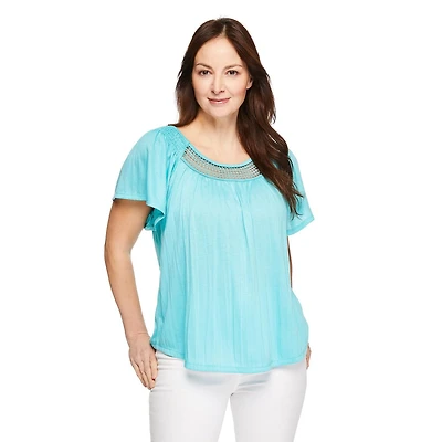 Iyla Women's Smocked Peasant Top
