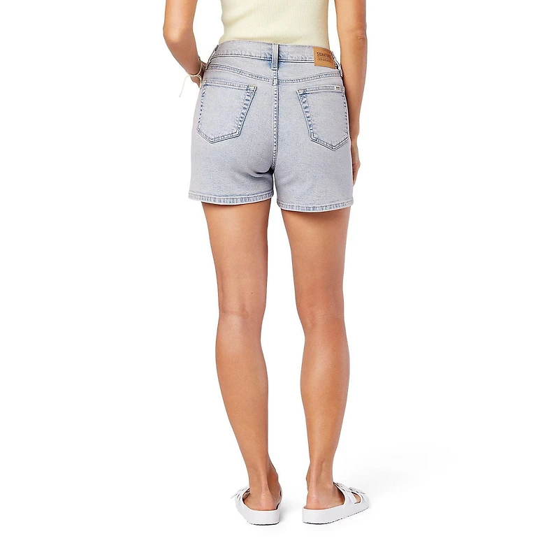 Levi Strauss Signature.™ Women’s Heritage High-Rise 3" Shorts