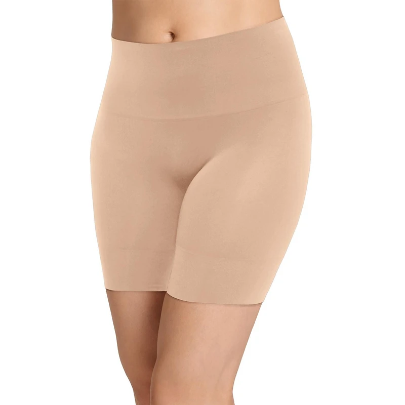 Short mi-cuisse à taille mi-haute avec effet lissant