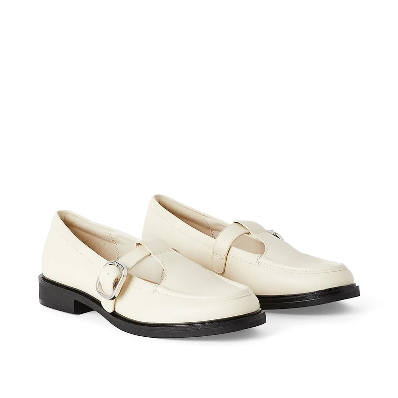 Time and Tru Women's Buckled Strap Loafers