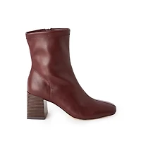 Time and Tru Women's Short Stretch Boots
