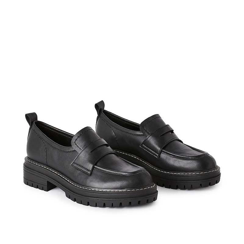 Time and Tru Women's Penny Loafers, Wide Width Sizes 6-10