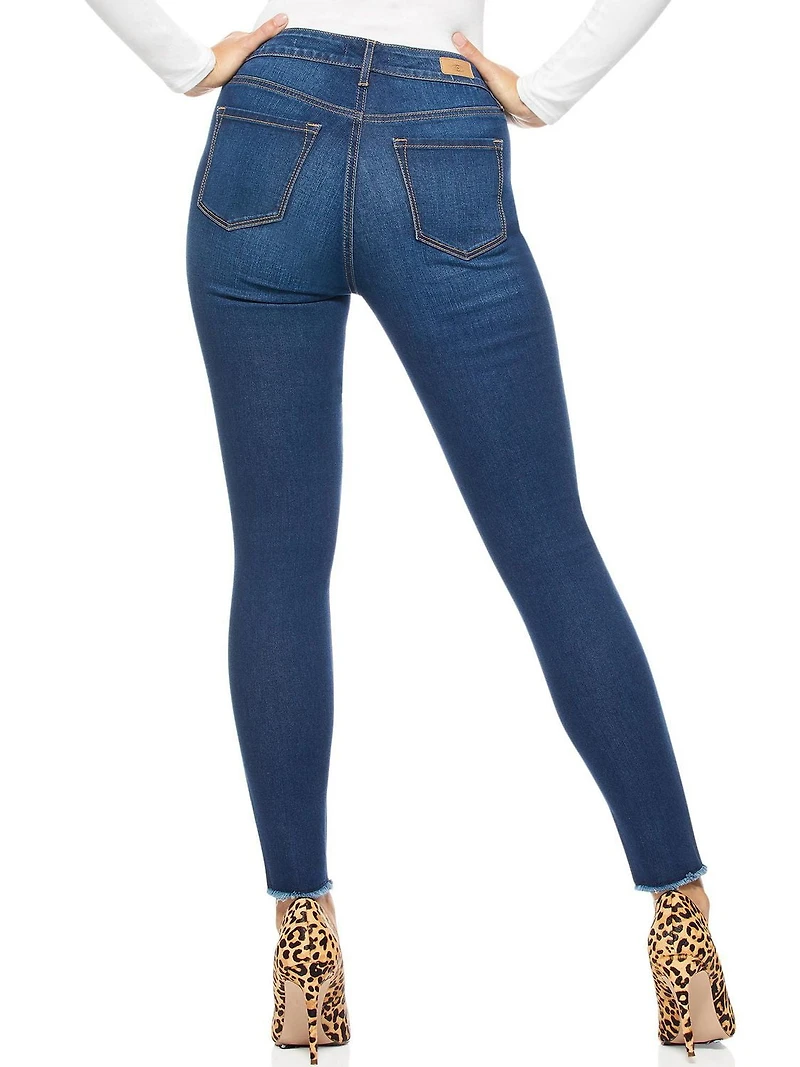 Sofia Jeans by Sofia Vergara Women’s Rosa Curvy Super High Waist Skinny Ankle Jeans