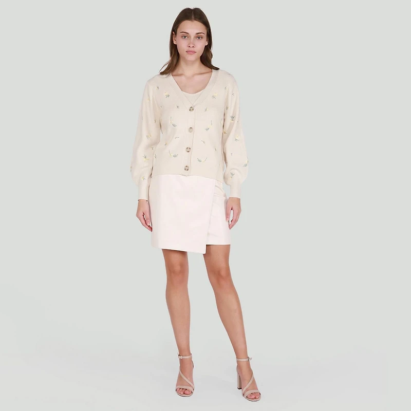 DV L/S knit cardigan with buttons and embroidered flowers