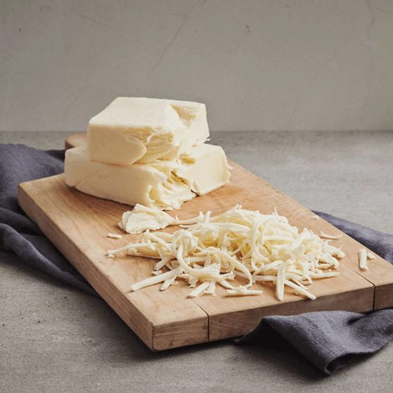 Saputo Mozzarellissima Pizza Mozzarella Cheese