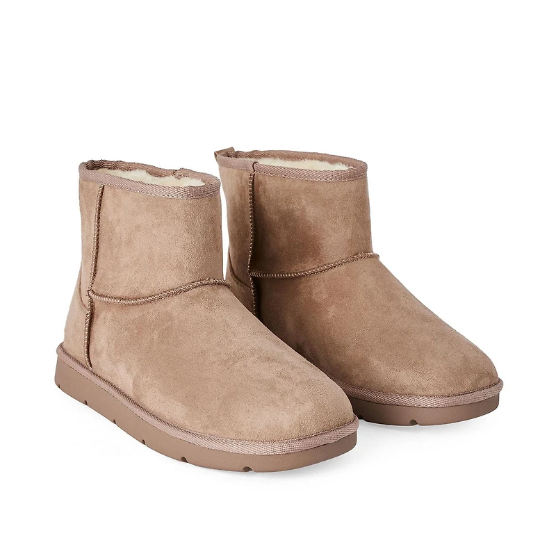 Time and Tru Women's Cozy Boots, Wide Width Sizes 6-10