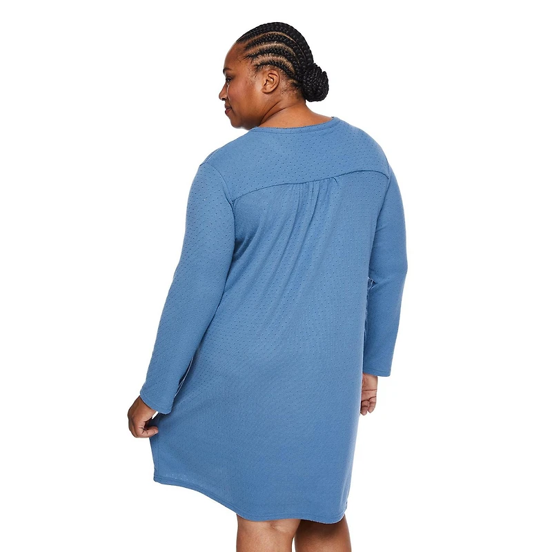 Chemise de nuit col Henley Iyla pour femmes plus