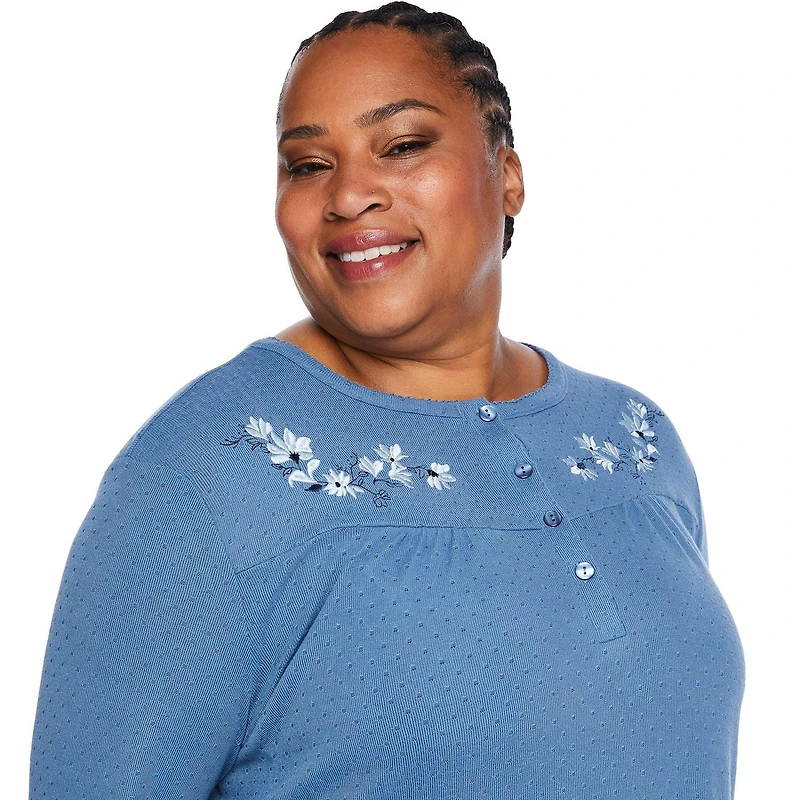 Chemise de nuit col Henley Iyla pour femmes plus