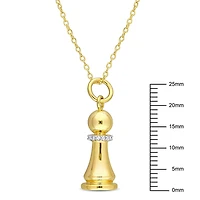 Collier avec pendentif Roi pièce d'échecs Miabella d'accent de diamant en Argent Sterling Plaqué Jaune