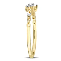 Bague de Promesse en forme de fleur en grappe Miabella avec 1/10 Carat PT de diamant en Argent Sterling Plaqué Jaune