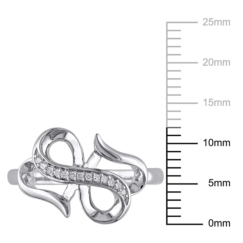 Bague de forme coeur et infini Miabella avec accents de diamants en argent sterling