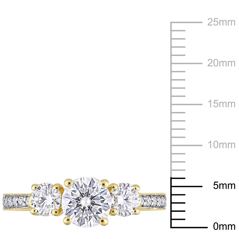 Bague de fiançailles à 3 pierres Miabella 1-3/8 carat p.g.t. moissanite en or jaune 10K