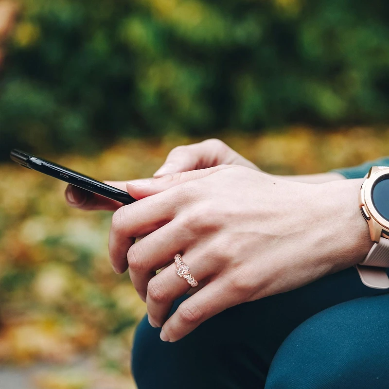 Miabella Bague à cœur ovale en argent sterling plaqué rose avec morganite et topaze blanche 7/8 carats P.P.T