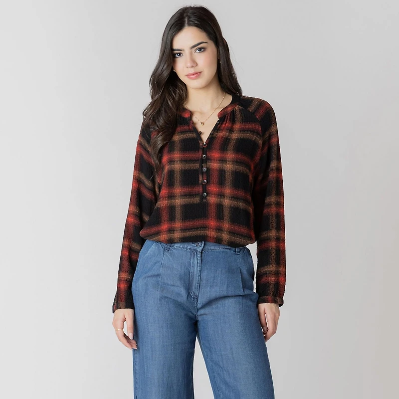 Devoted long sleeve buttoned blouse
