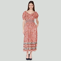 DV Maxi à taille smockée à imprimé floral avec manches courtes et ourlet à volants en gradins