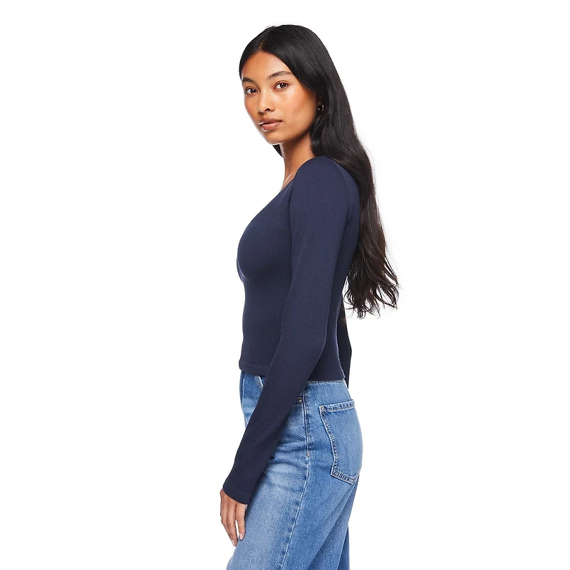 T-shirt à manches longues No Boundaries pour femmes Tailles TP–TTG